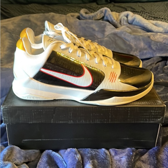 Kobe 5 Protro Bruce Lee Alternate - Picture 5 of 6